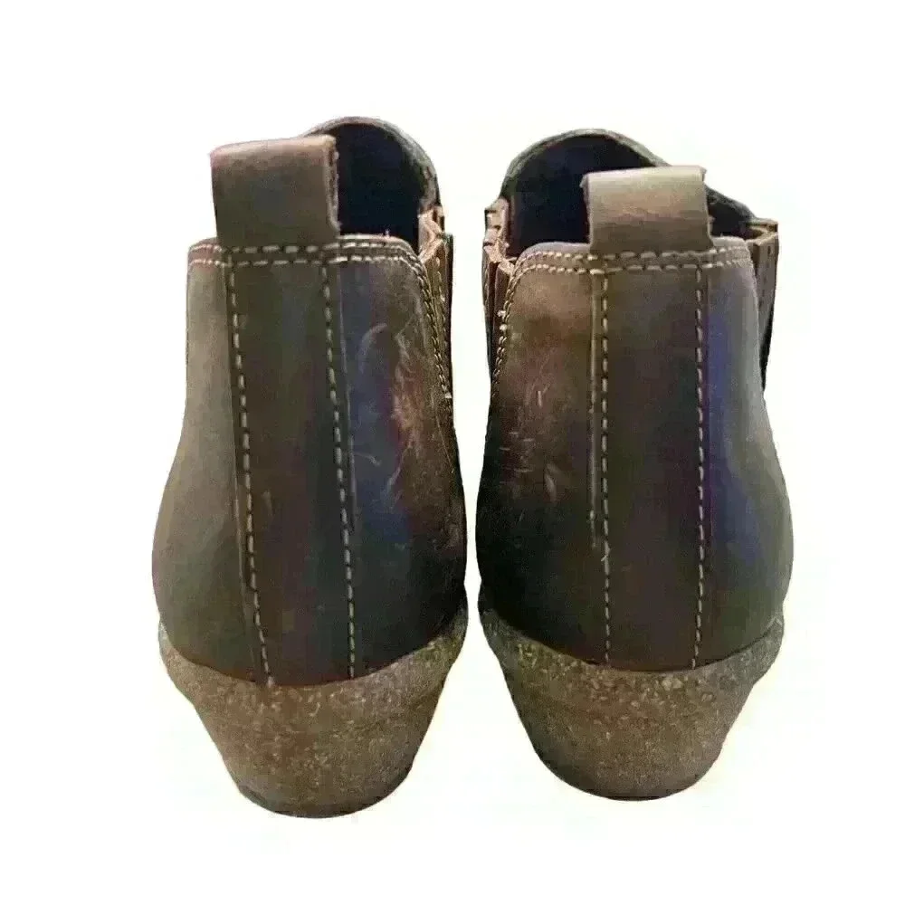 Clarks Artisan Sz.‎ 7.5 Wilrose Jade Brown Nubuck Ankle Bootie Work Casual Wear